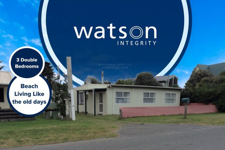 Photo of property in 5 Tawhiti Street, Hokio Beach, Levin, 5571