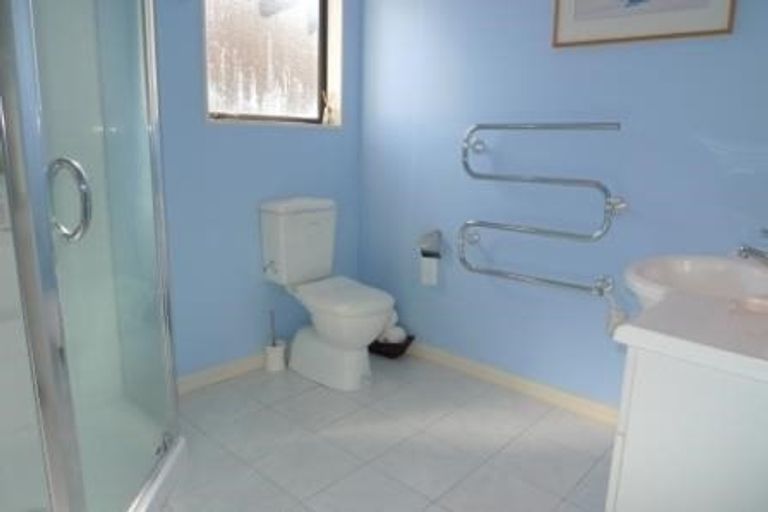 Photo of property in 6b Claverton Grove, Churton Park, Wellington, 6037