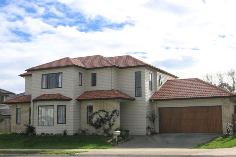 Photo of property in 44 Coachman Drive, Flat Bush, Auckland, 2016