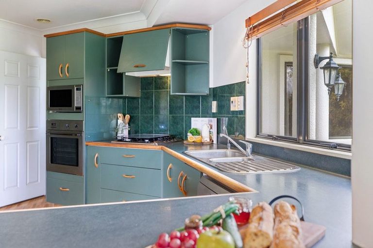 Photo of property in 31 Elderton Avenue, Pyes Pa, Tauranga, 3112