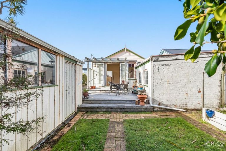 Photo of property in 17 William Street, Petone, Lower Hutt, 5012