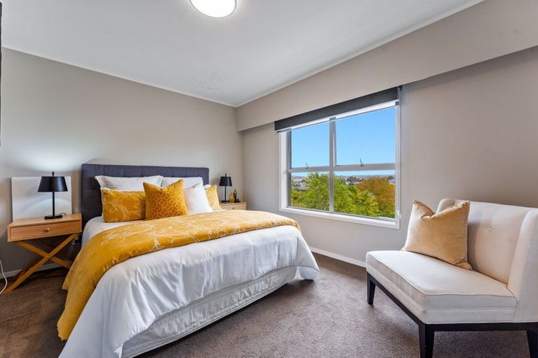 Photo of property in 5/13 Richards Avenue, Forrest Hill, Auckland, 0620