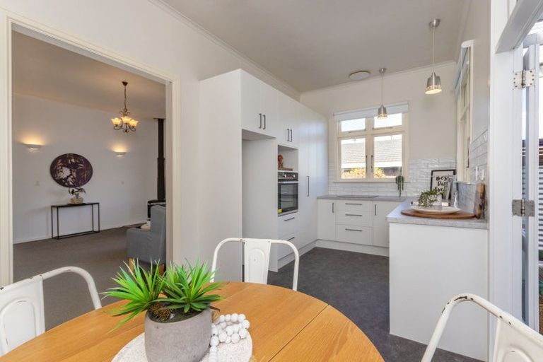 Photo of property in 60 Albert Street, Palmerston North, 4414