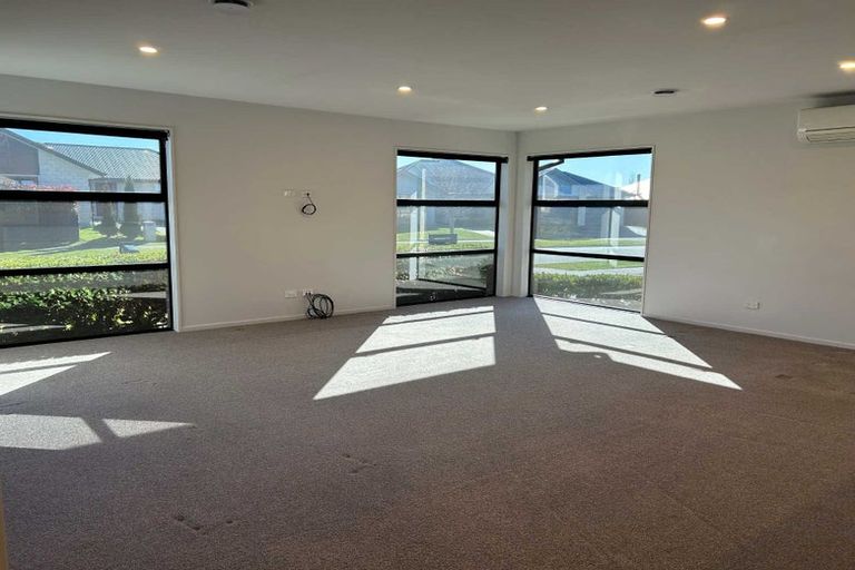 Photo of property in 15 Genoa Avenue, Rolleston, 7614