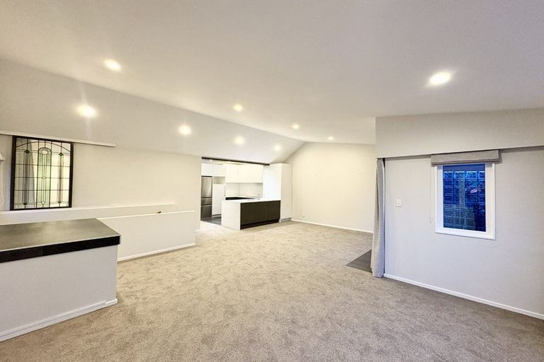 Photo of property in 2/1 Vivian Street, Te Aro, Wellington, 6011