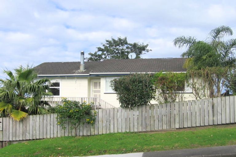 Photo of property in 41 Helena Street, Massey, Auckland, 0614