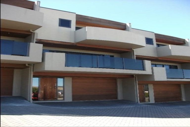 Photo of property in 2/15 Napier Road, Hilltop, Taupo, 3330