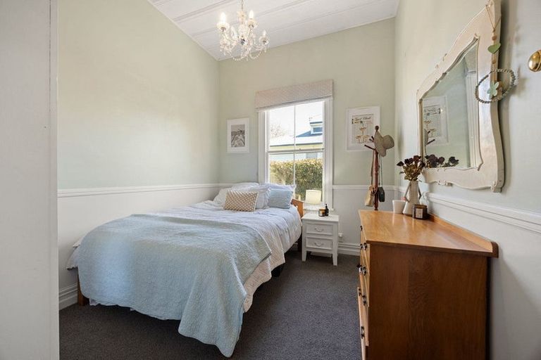 Photo of property in 31 Clare Street, Cambridge, 3434