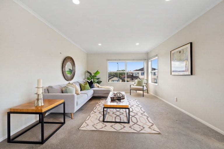 Photo of property in 231 Jeffs Road, Flat Bush, Auckland, 2016