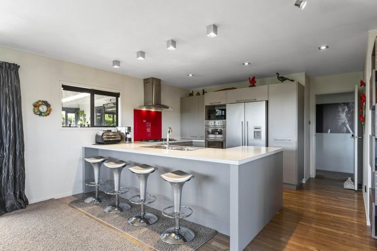 Photo of property in 114 Ackworth Road, Lepperton, New Plymouth, 4373