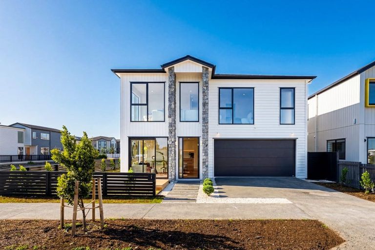 Photo of property in 1 Sails Road, Hobsonville, Auckland, 0616