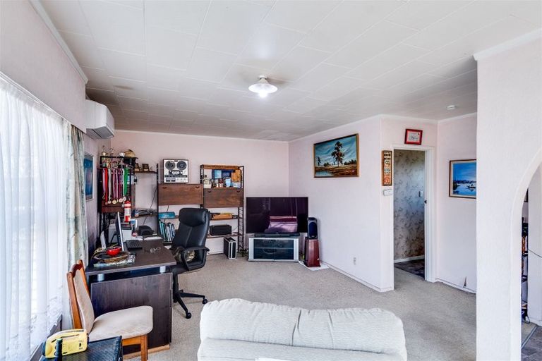 Photo of property in 2/41 Lyttelton Crescent, Tamatea, Napier, 4112