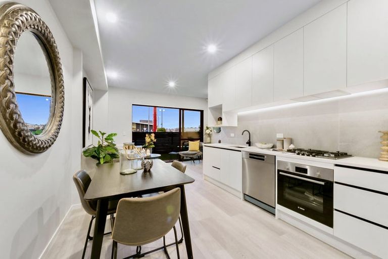 Photo of property in 82b Union Road, Howick, Auckland, 2014