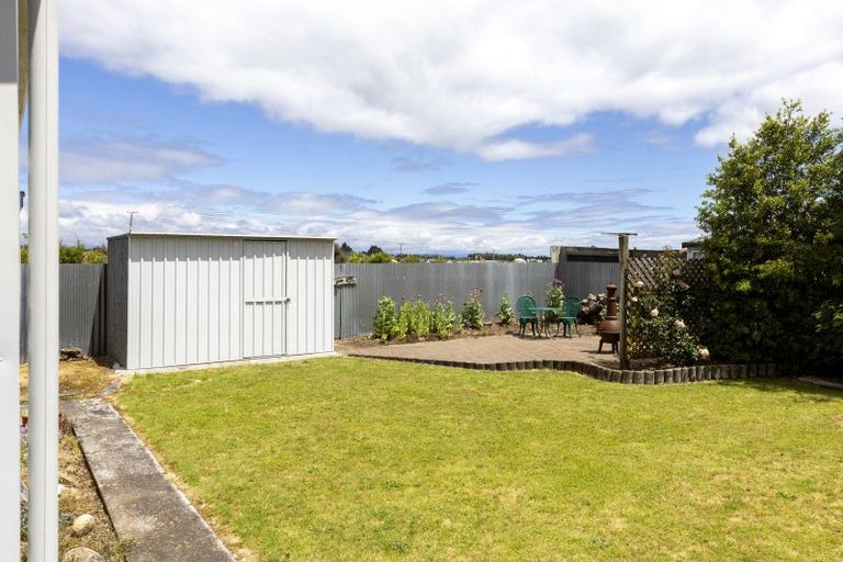 Photo of property in 63 Grace Crescent, Richmond Heights, Taupo, 3330