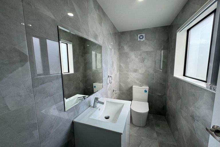 Photo of property in 42a Sheehan Avenue, Papakura, 2110
