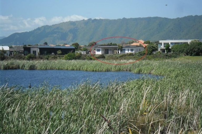 Photo of property in 3 Taranui Way, Paraparaumu Beach, Paraparaumu, 5032