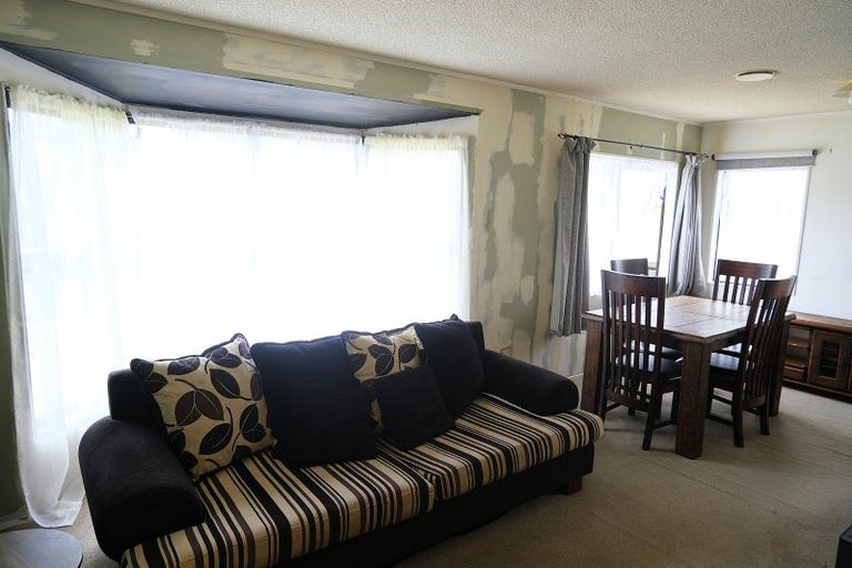 Photo of property in 14 Anna Place, Hilltop, Taupo, 3330
