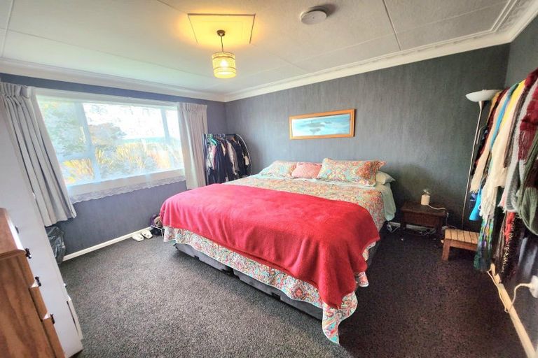 Photo of property in 74 Awamoa Road, Holmes Hill, Oamaru, 9401