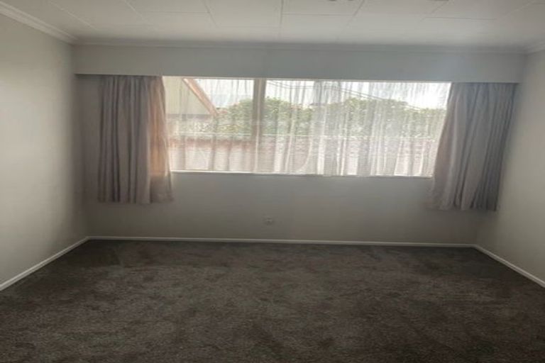 Photo of property in 30f2- Whitley Avenue, Ebdentown, Upper Hutt, 5018