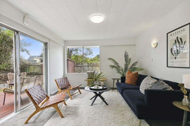 Photo of property in 28 Chamberlain Road, Karori, Wellington, 6012