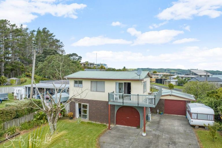 Photo of property in 28 Ngatoto Road, Tinopai, Matakohe, 0593