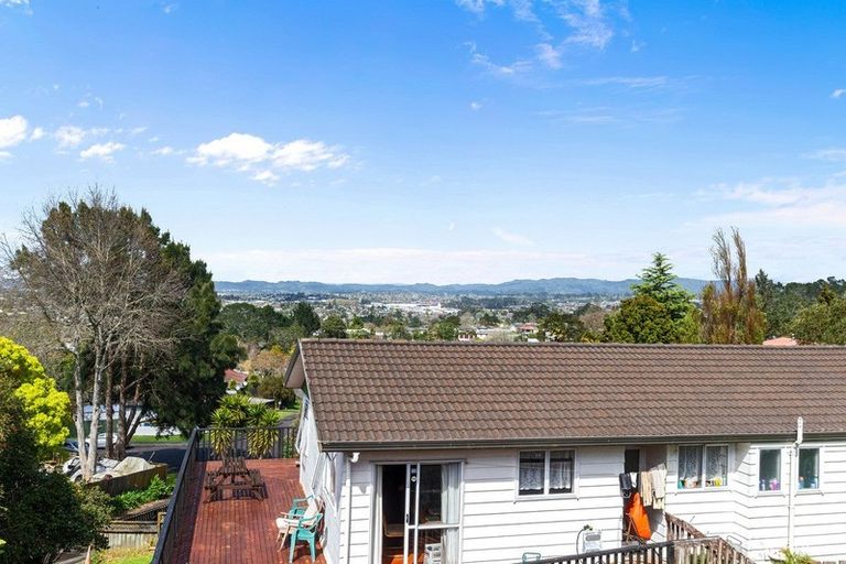 Photo of property in 24 Sarajevo Place, Massey, Auckland, 0614