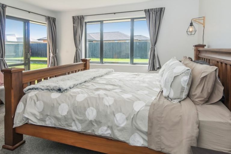 Photo of property in 7 Northmoor Boulevard, Rolleston, 7615