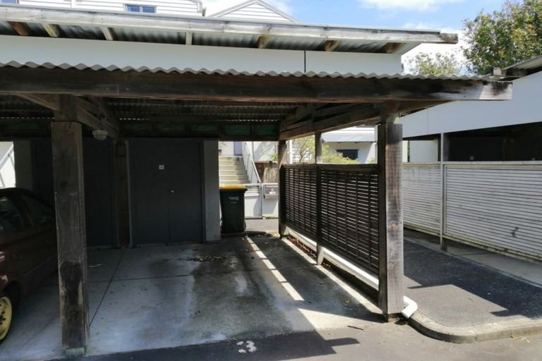 Photo of property in 3/5 Carolina Place, Albany, Auckland, 0632