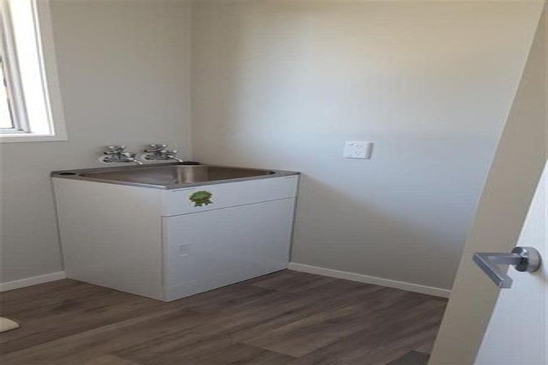 Photo of property in 18 Mcshane Street, Pukekohe, 2120