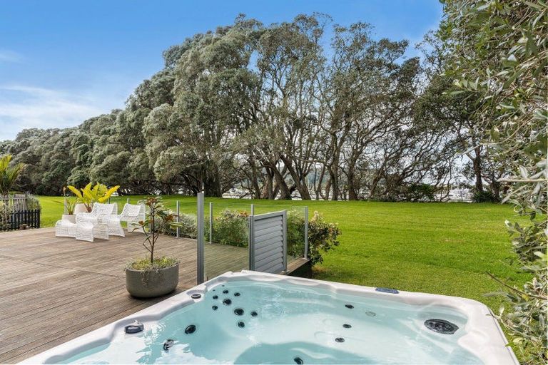 Photo of property in 113 Moana Anu Anu Avenue, Whangamata, 3620