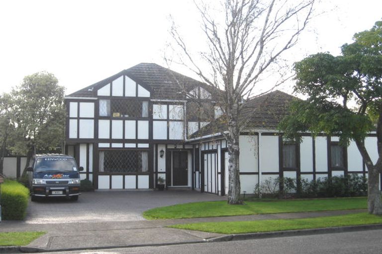 Photo of property in 26 Mcenroe Grove, Naenae, Lower Hutt, 5011