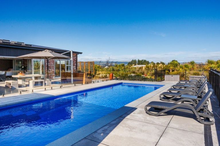 Photo of property in 9 Paterson Lane, Kelvin Grove, Palmerston North, 4470