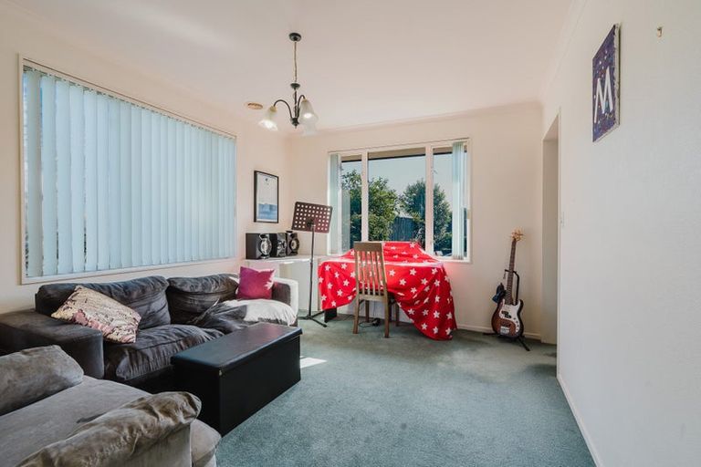 Photo of property in 16 Callum Brae Drive, Rototuna, Hamilton, 3210