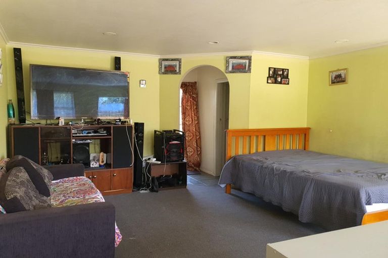 Photo of property in 22 Claude Avenue, Papatoetoe, Auckland, 2025