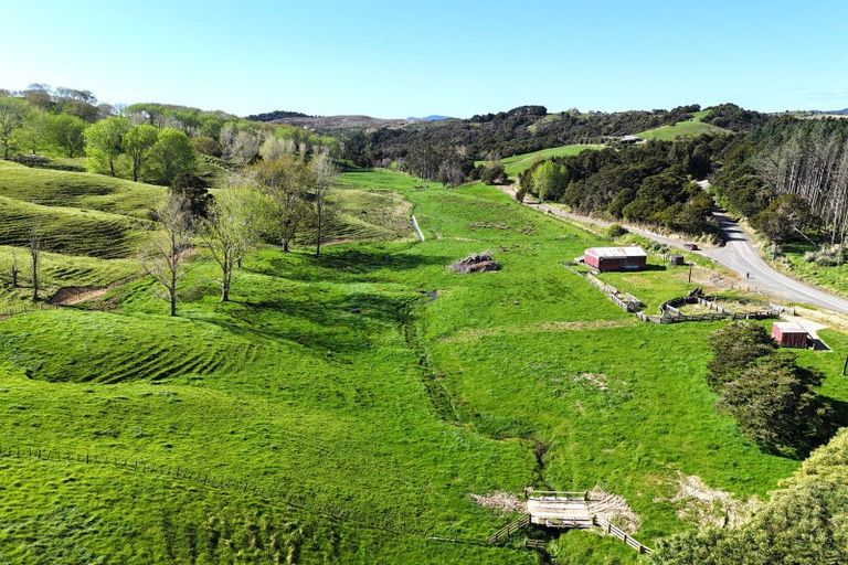 Photo of property in 445 Avoca Road, Mamaranui, Dargaville, 0372