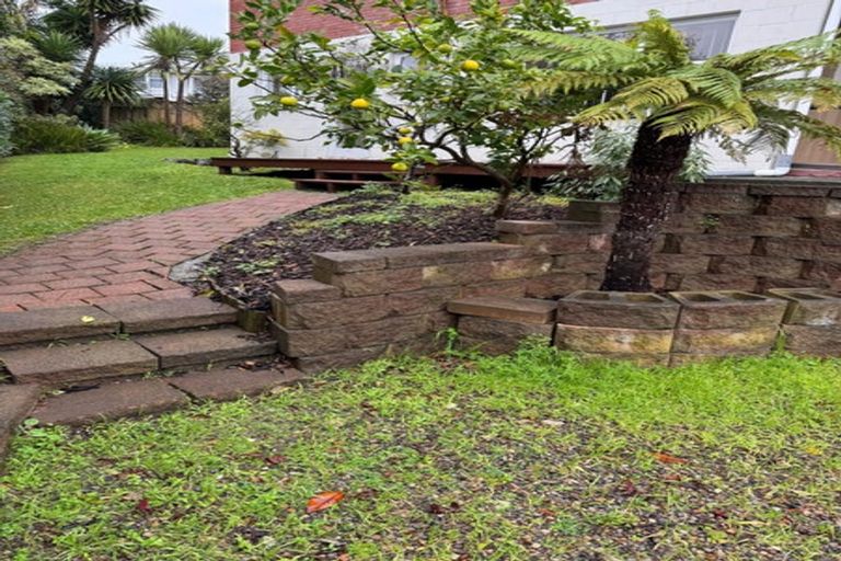 Photo of property in 84a Coronation Road, Hillcrest, Auckland, 0627