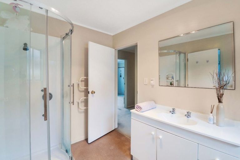 Photo of property in 40a Cunliffe Street, Johnsonville, Wellington, 6037