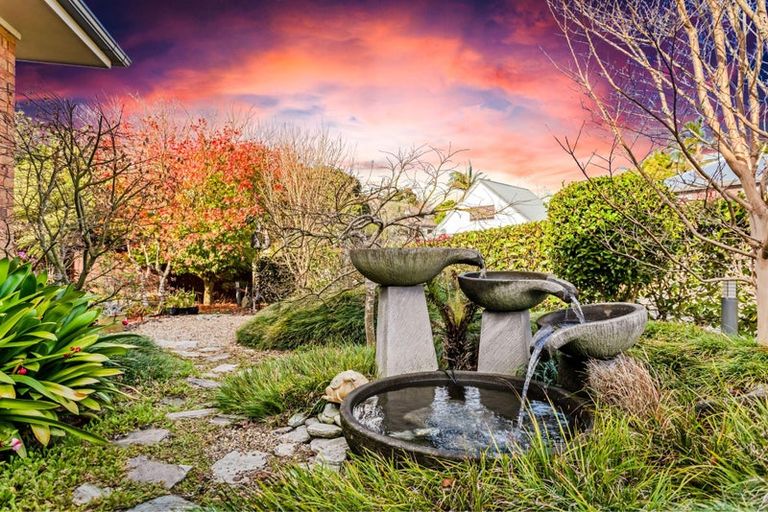 Photo of property in 8 Petrel Place, Massey, Auckland, 0614