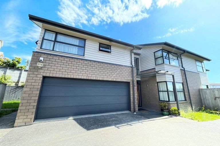 Photo of property in 20 Hirimate Place, Flat Bush, Auckland, 2019