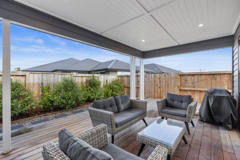 Photo of property in 51 Cotula Way, Papamoa Beach, Papamoa, 3118