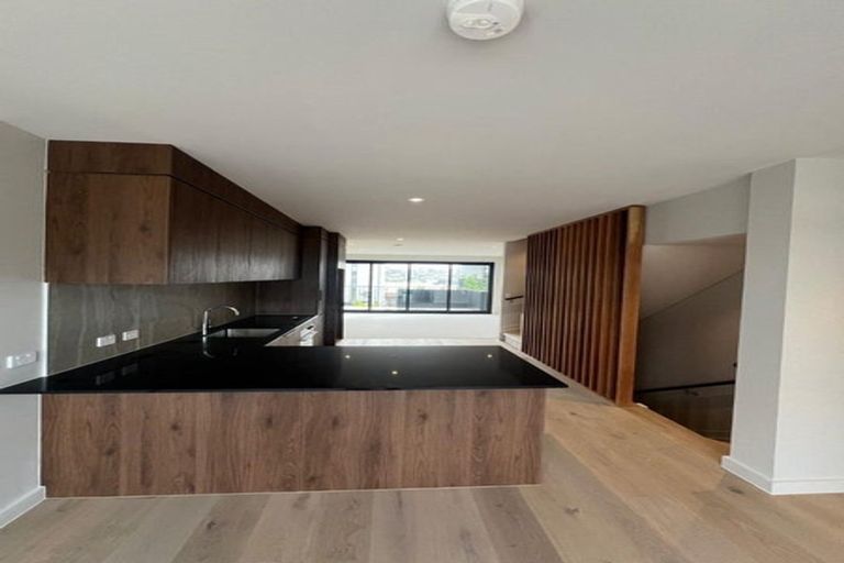 Photo of property in 7c Windlass Street, Long Bay, Auckland, 0630