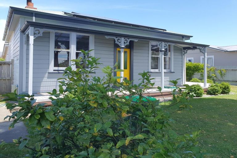 Photo of property in 83 Meeanee Road, Taradale, Napier, 4112