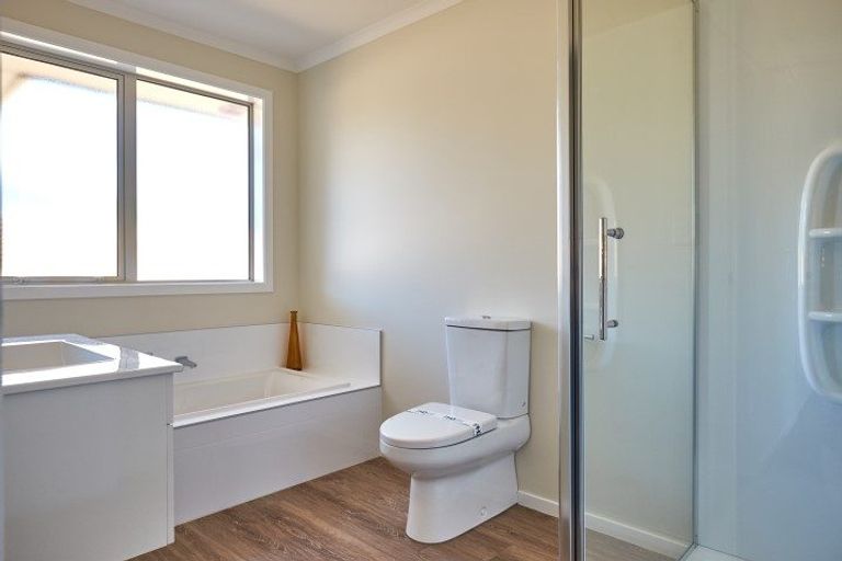 Photo of property in 49 Kahuparere Crescent, Pyes Pa, Tauranga, 3112