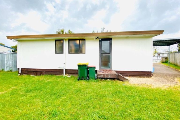 Photo of property in 3/8 Ireland Place, Ranui, Auckland, 0612