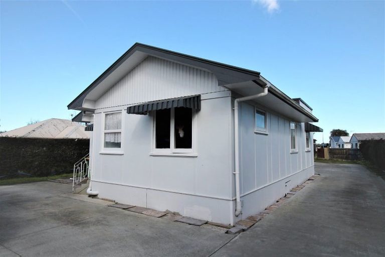 Photo of property in 12 Gibbs Road, Manurewa, Auckland, 2102