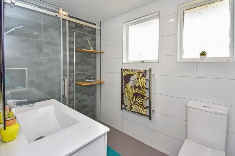 Photo of property in 25 Friesian Drive, Mangere, Auckland, 2022