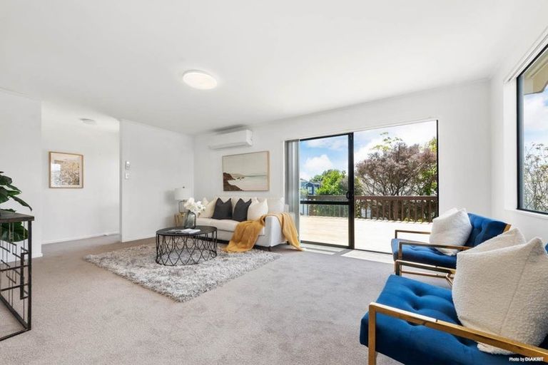 Photo of property in 3 Ebony Place, Massey, Auckland, 0614