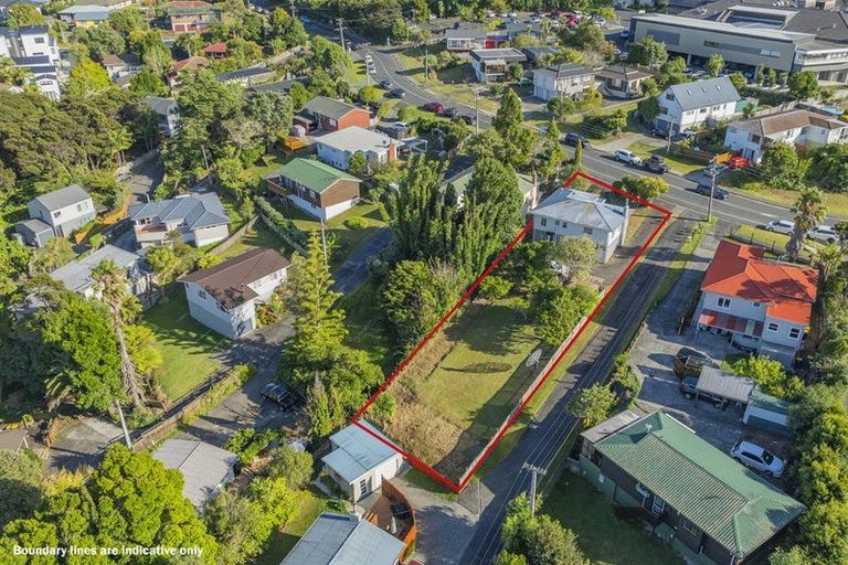 Photo of property in 21 View Road, Glenfield, Auckland, 0627