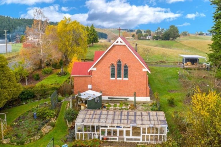 Photo of property in 46 Pensher Street, Waitahuna, Lawrence, 9593