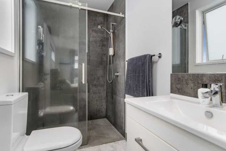 Photo of property in 28 Marion Crescent, Papamoa Beach, Papamoa, 3118